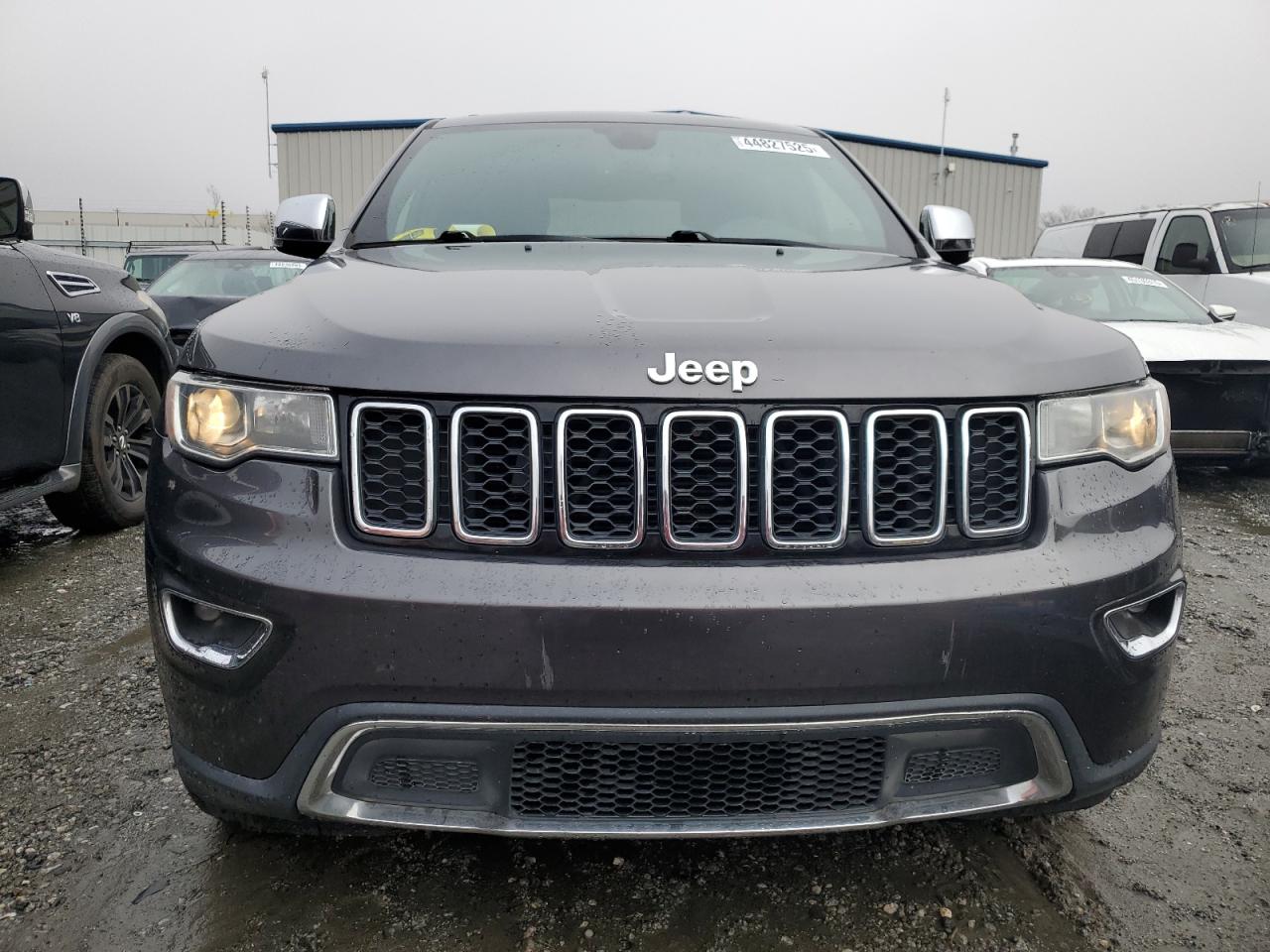2018 Jeep Grand Cherokee - Image 5