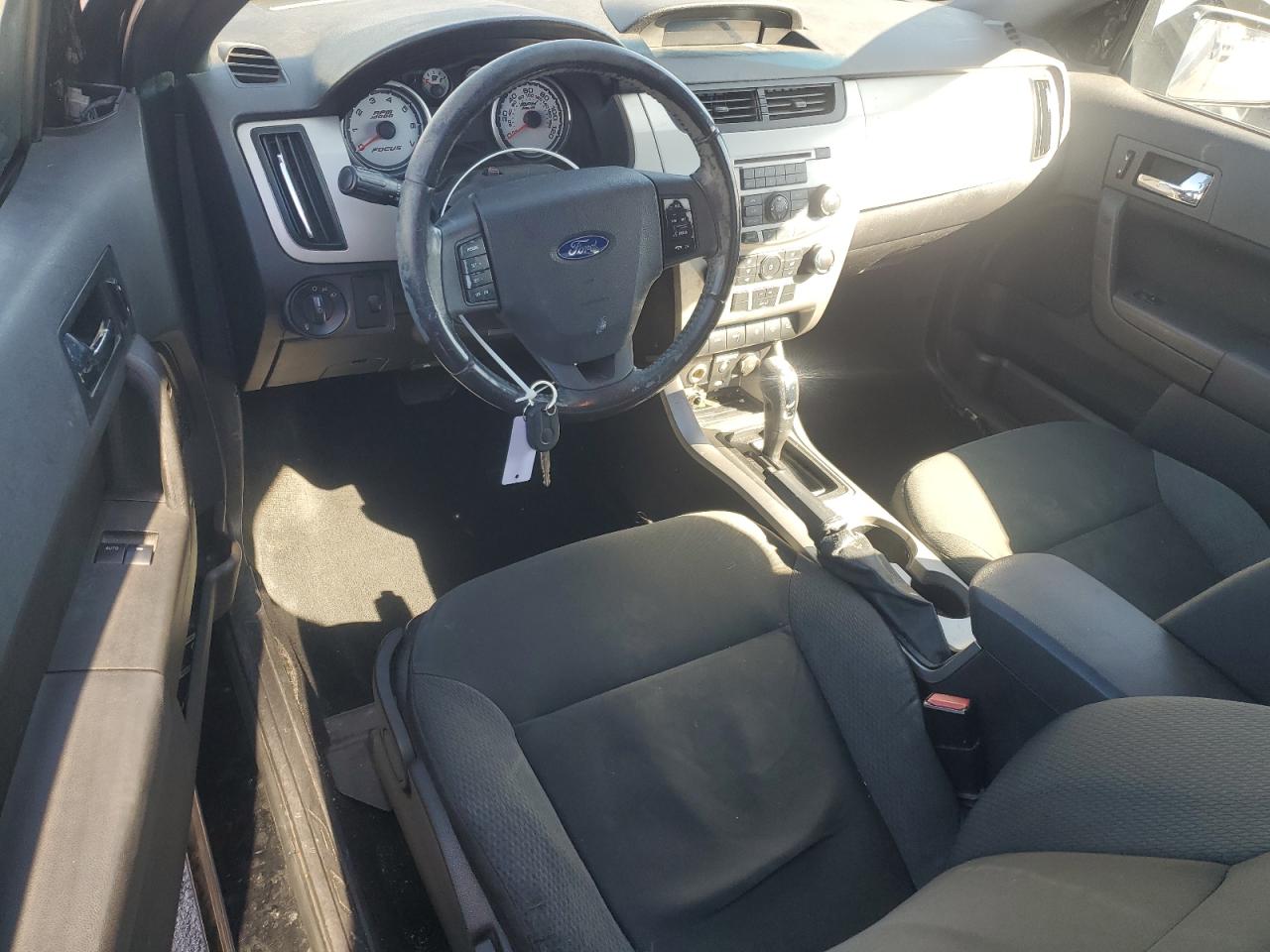 2009 Ford Focus - Image 8