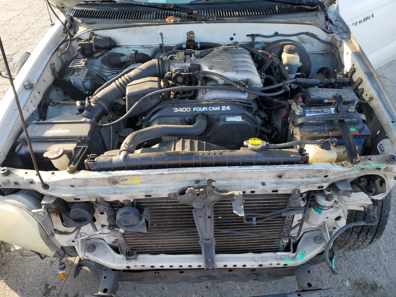2004 Toyota Tacoma - Image 11