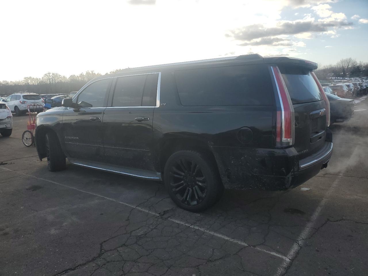 2015 Chevrolet Suburban - Image 2