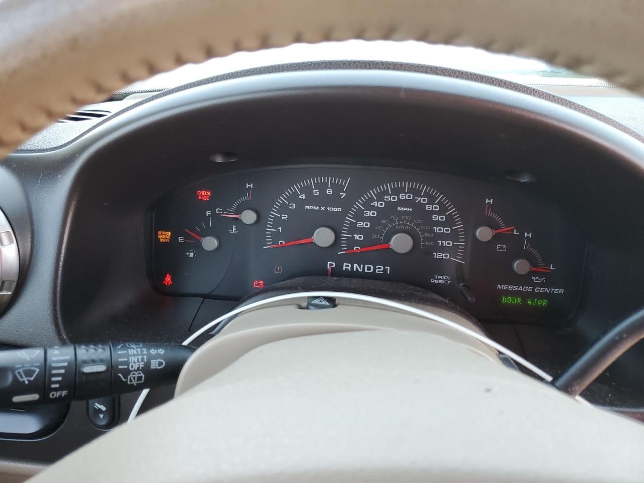 2004 Ford Expedition - Image 9