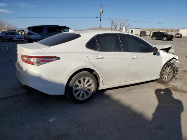 TOYOTA CAMRY 2020 Белы