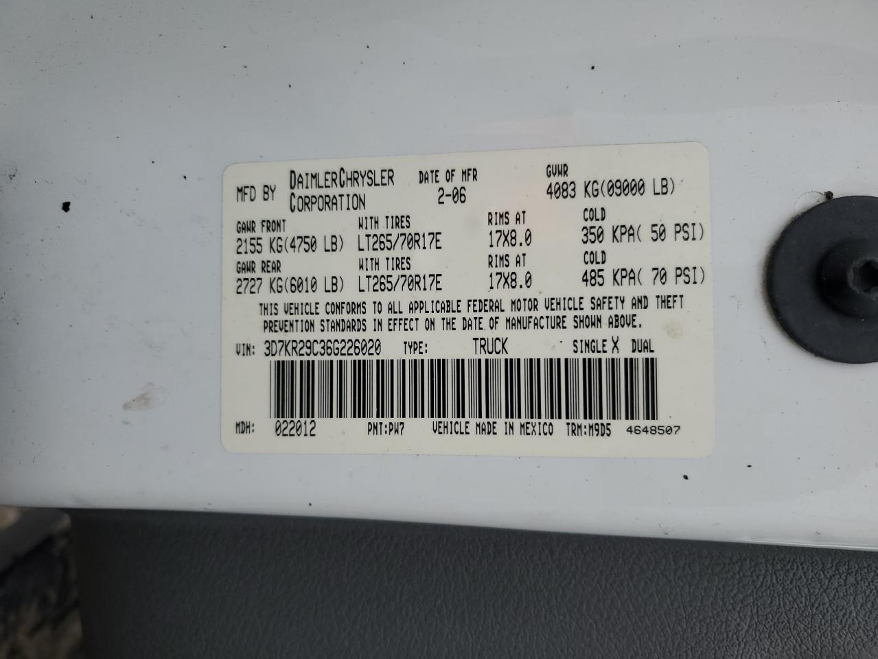 2006 Dodge RAM - Image 12