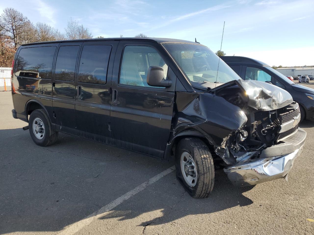 2013 Chevrolet Express - Image 4
