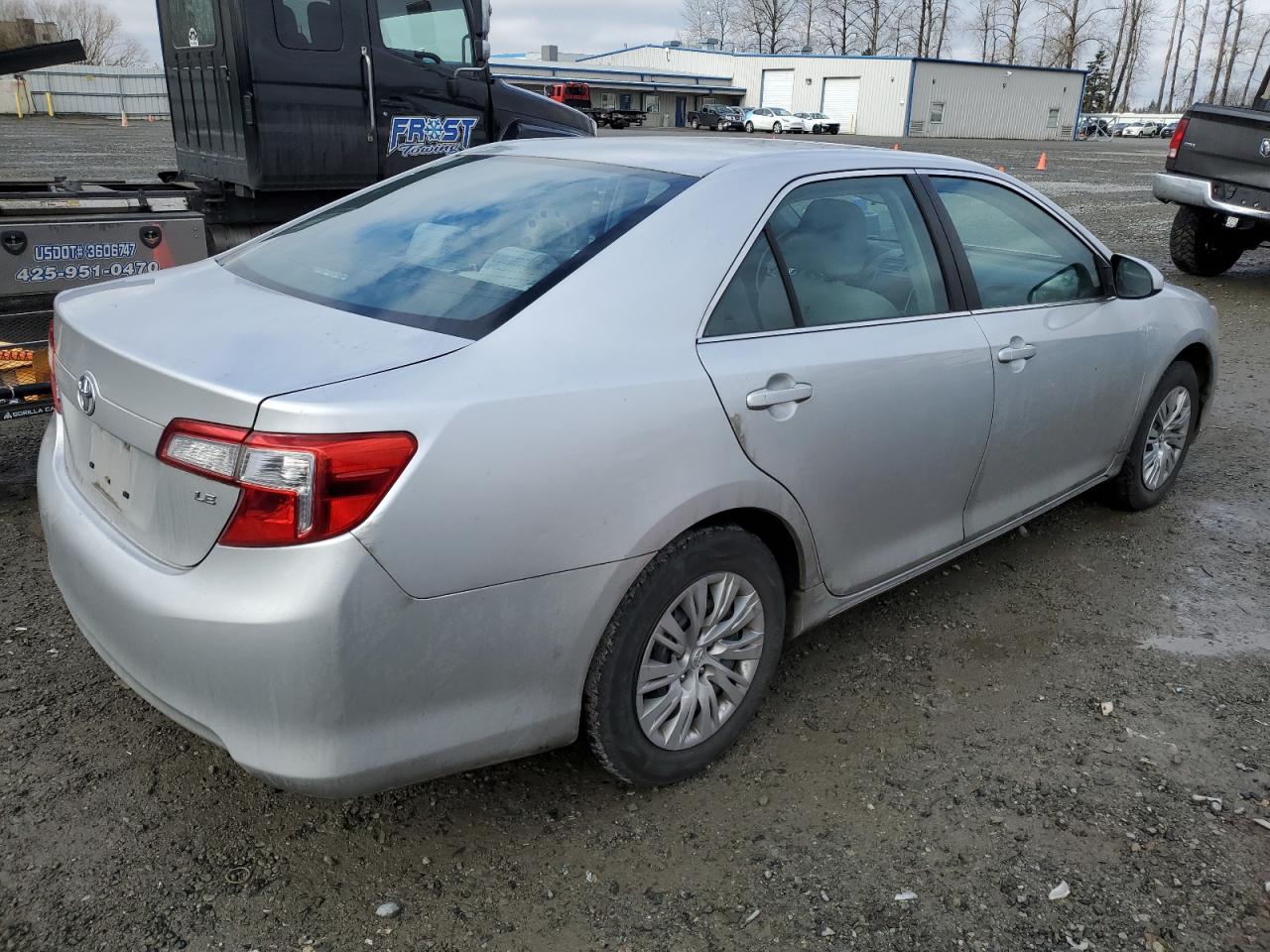 2013 Toyota Camry - Image 3