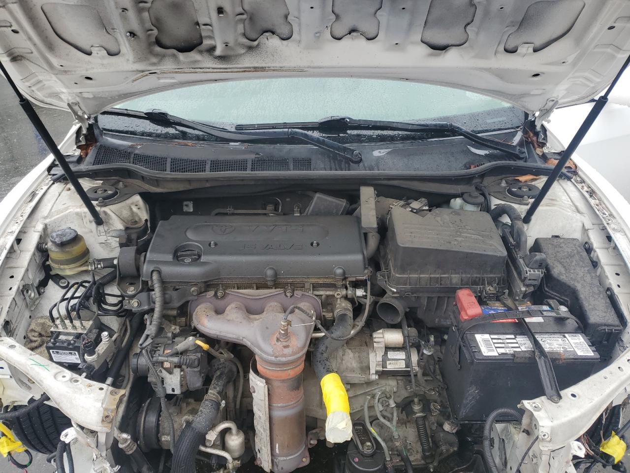 2009 Toyota Camry - Image 12