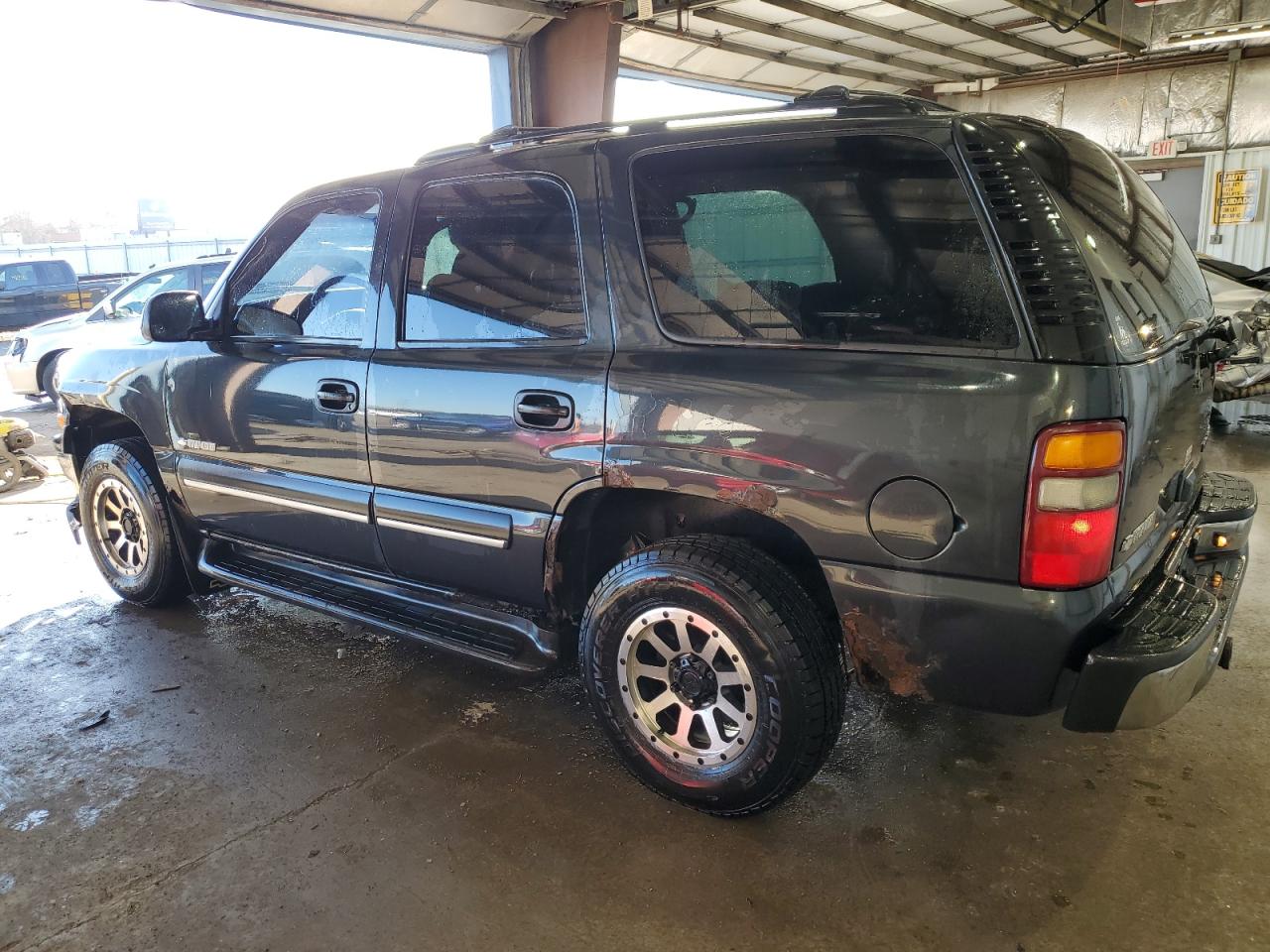 2003 Chevrolet Tahoe - Image 2