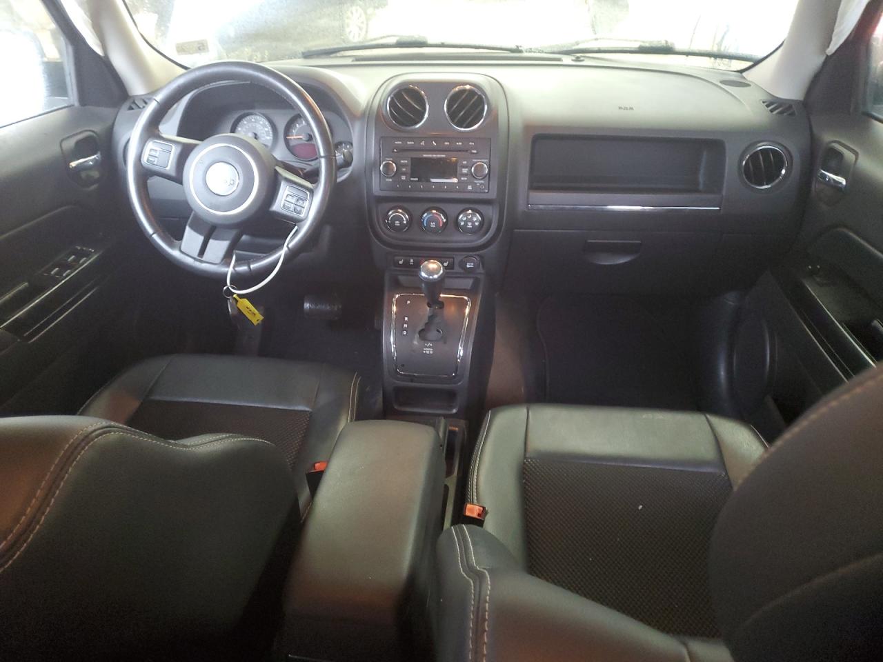2017 Jeep Liberty (Patriot) - Image 8