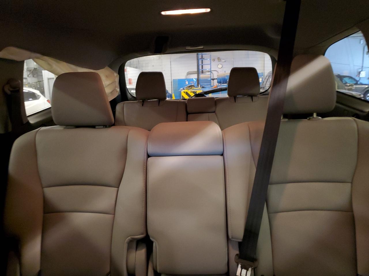 2016 Honda Pilot - Image 10