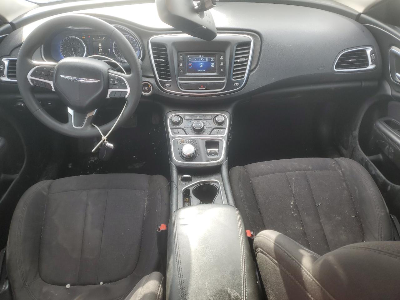 2015 Chrysler 200 - Image 8
