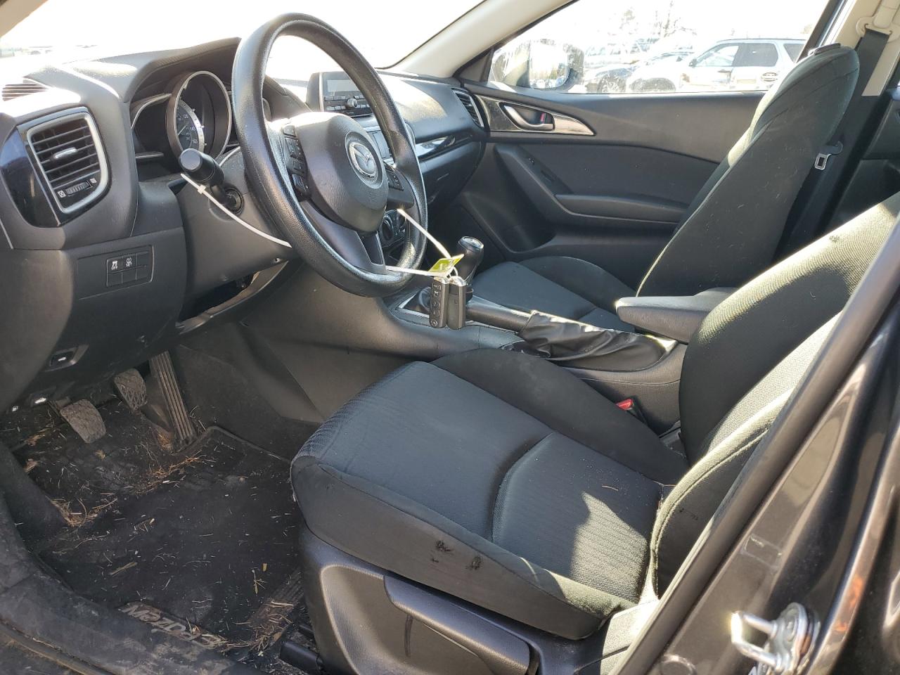 2014 Mazda 3 - Image 7