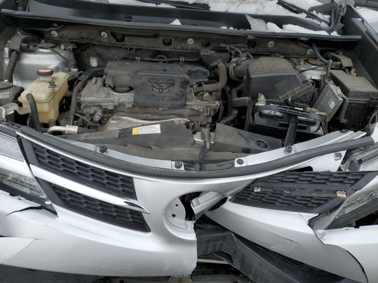 2015 Toyota RAV 4 - Image 12