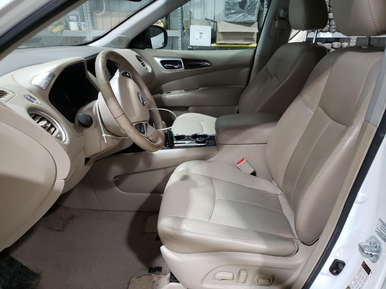 2014 Nissan Pathfinder - Image 7