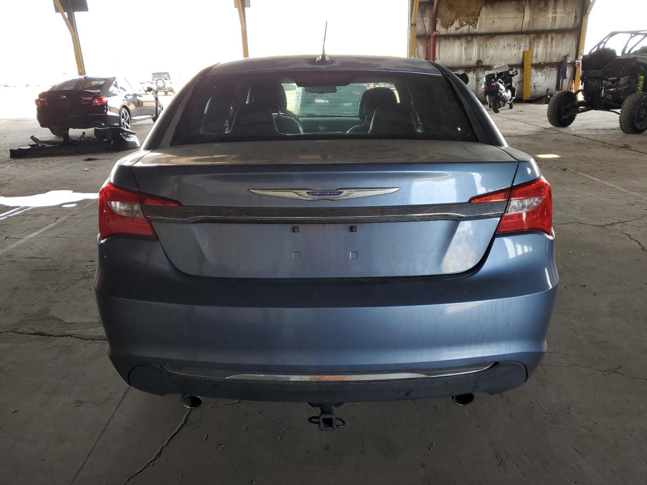2011 Chrysler 200 - Image 6