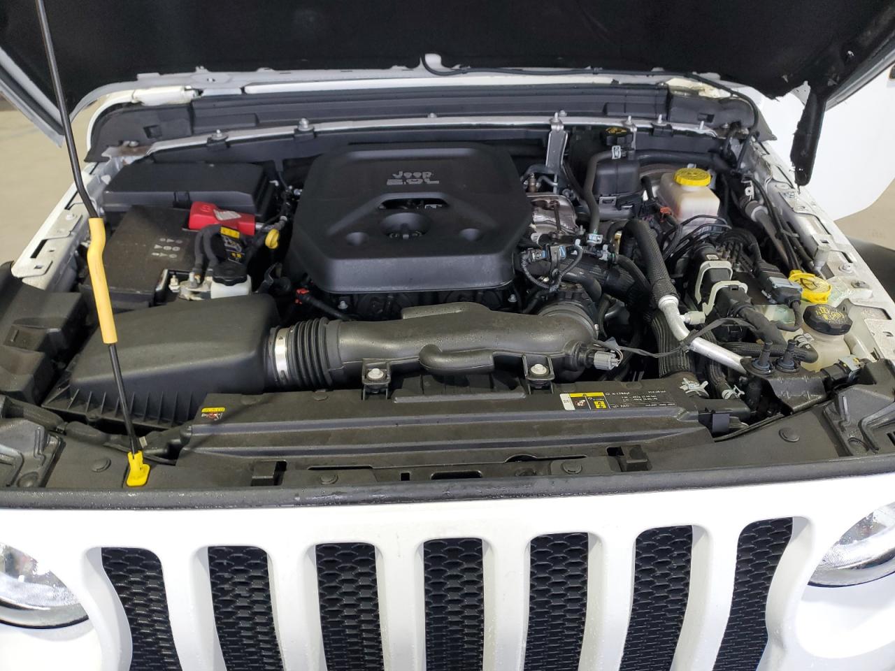 2020 Jeep Wrangler - Image 11
