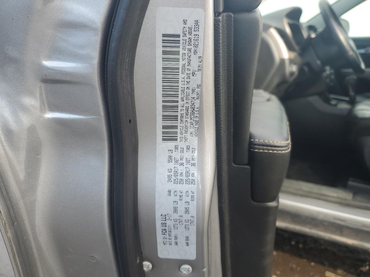 2017 Jeep Grand Cherokee - Image 13