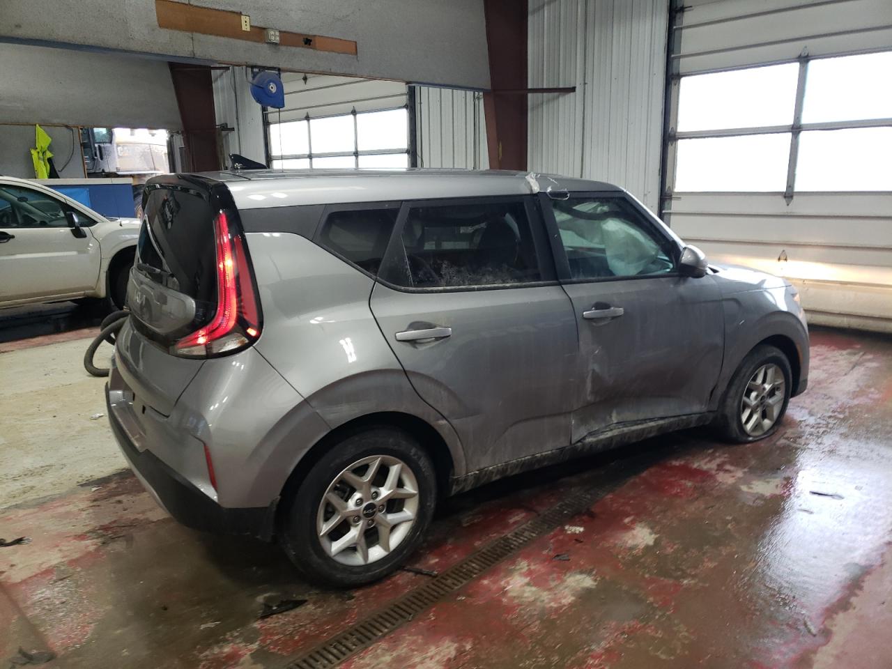 2023 Kia Soul - Image 3