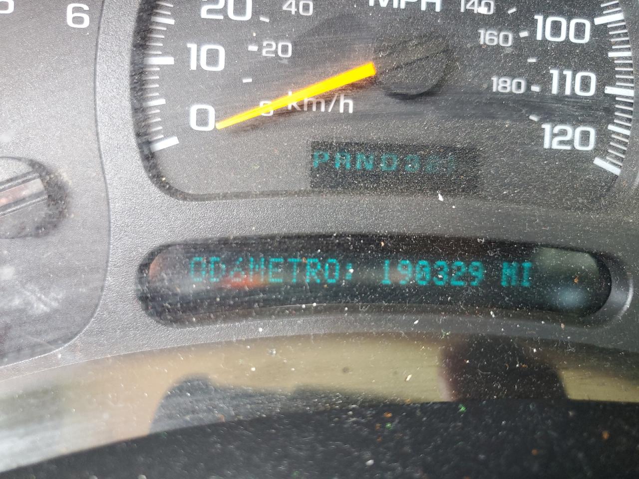 2005 Chevrolet Silverado - Image 9