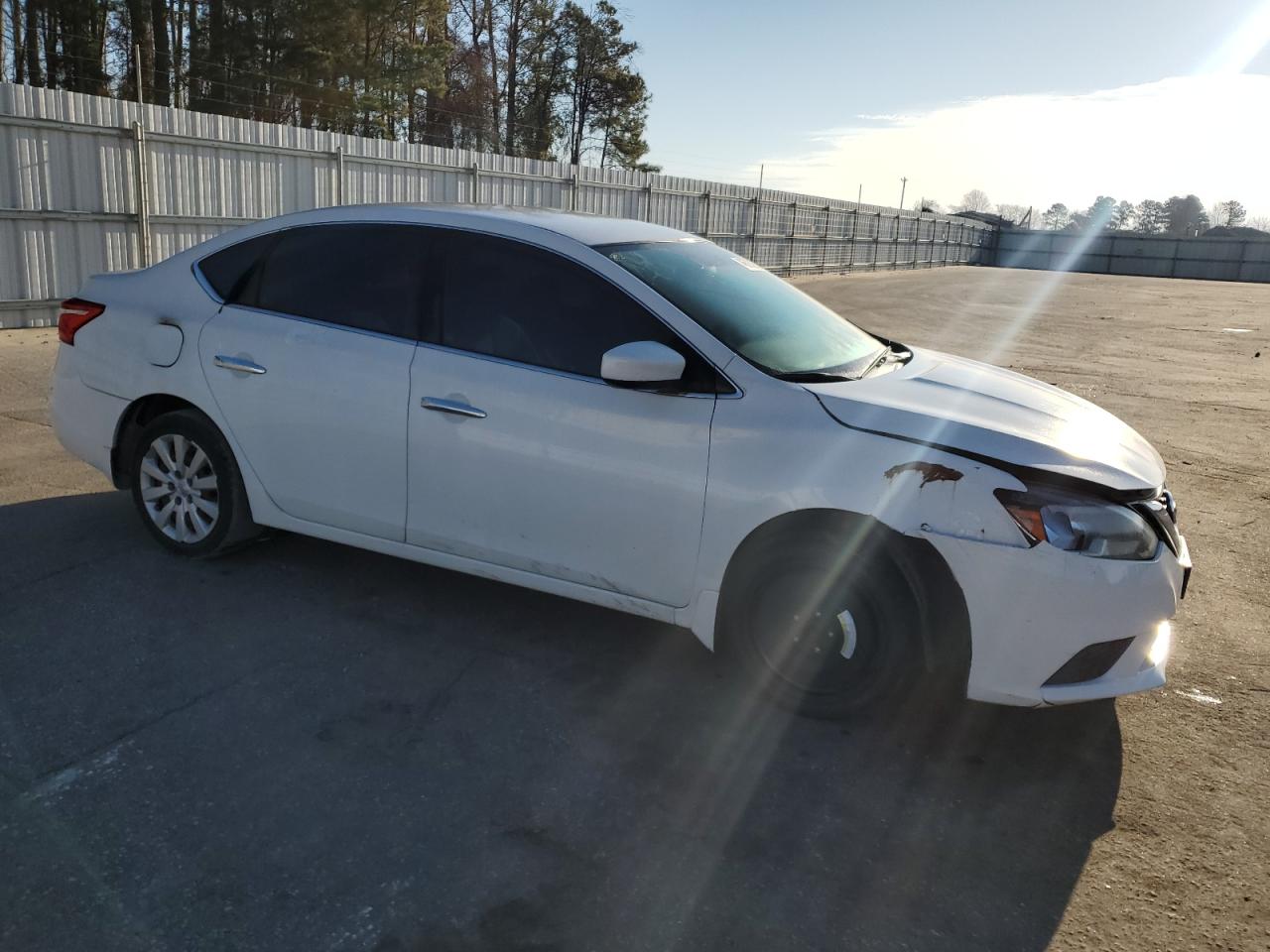 2017 Nissan Sentra - Image 4