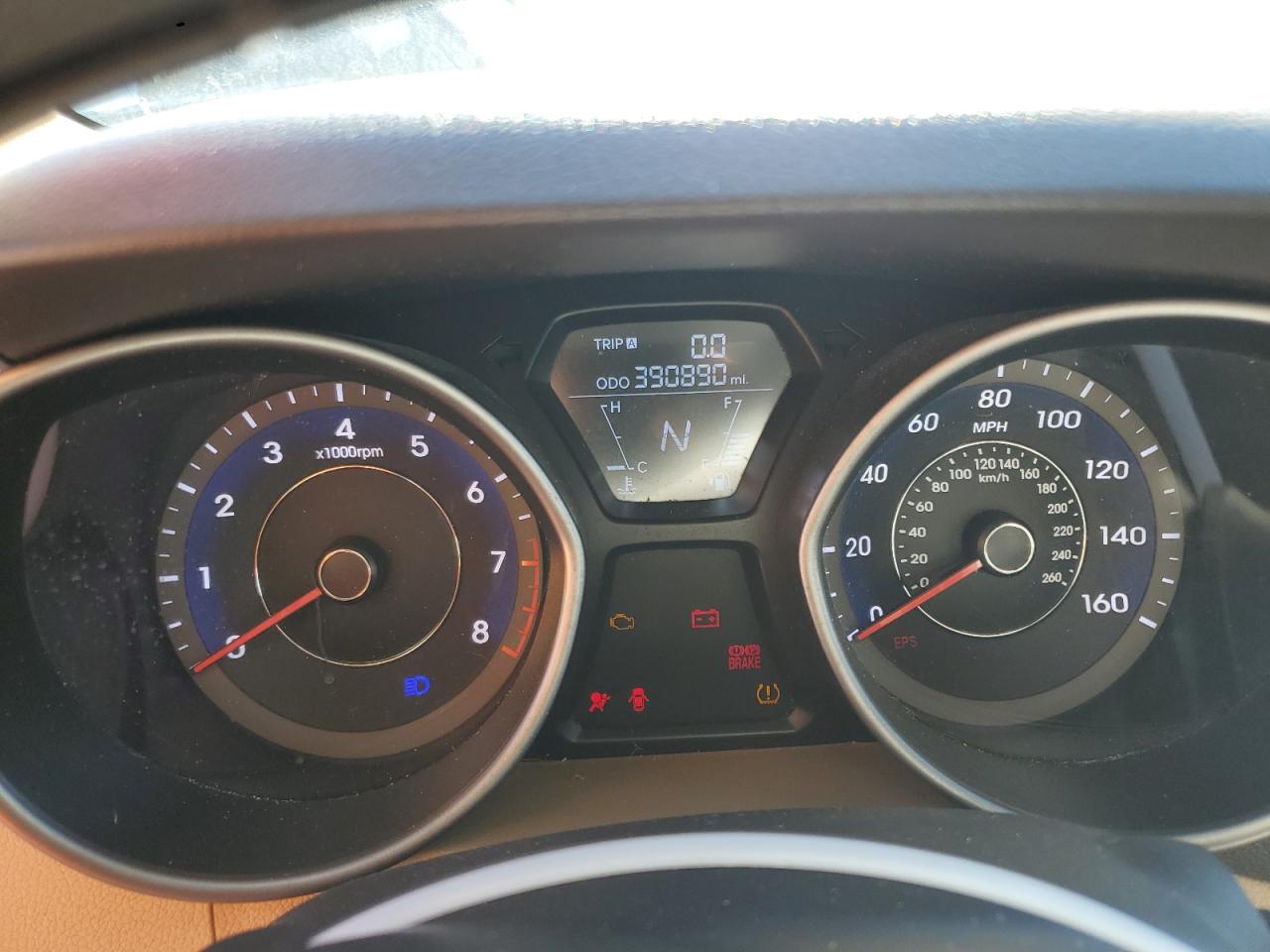 2011 Hyundai Elantra - Image 9