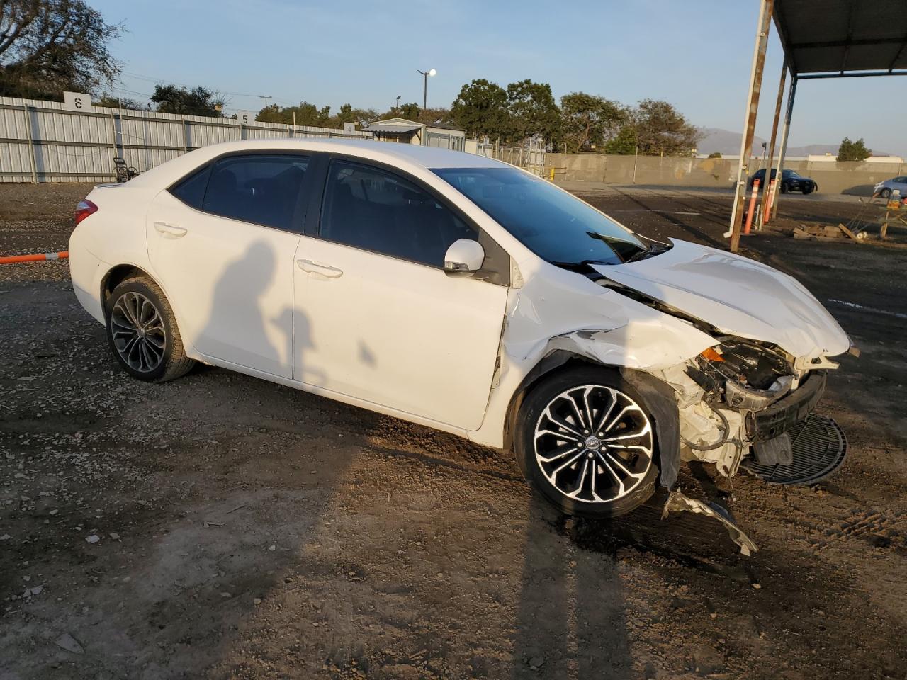 2015 Toyota Corolla - Image 4