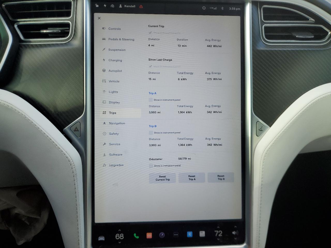 2017 Tesla Model S VIN: 5YJSA1E26HF212985 Lot: 46702705