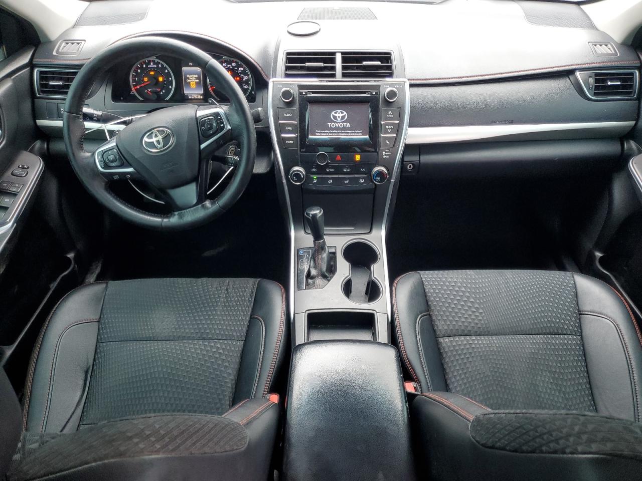 2015 Toyota Camry - Image 8