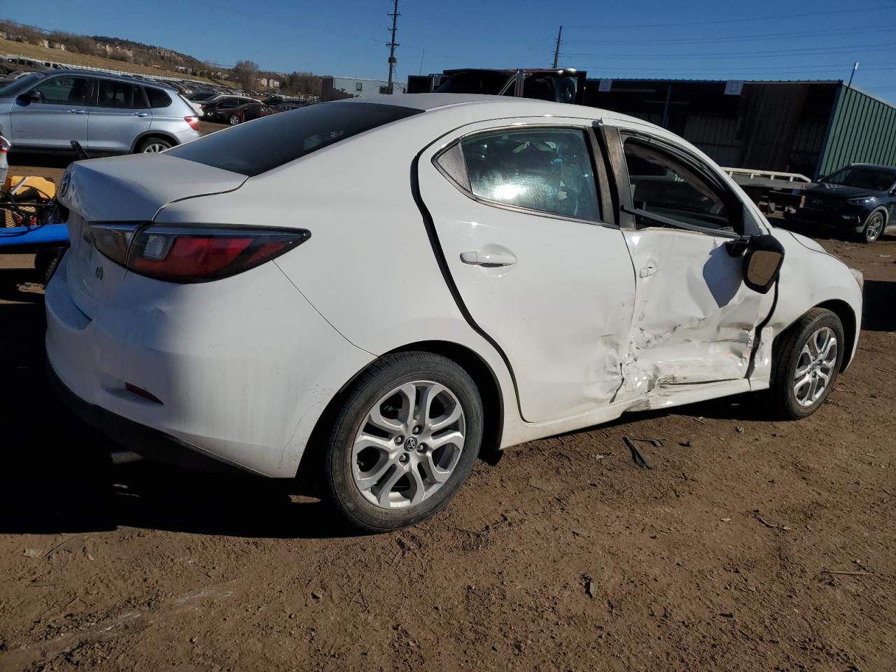 2017 Toyota Yaris - Image 3