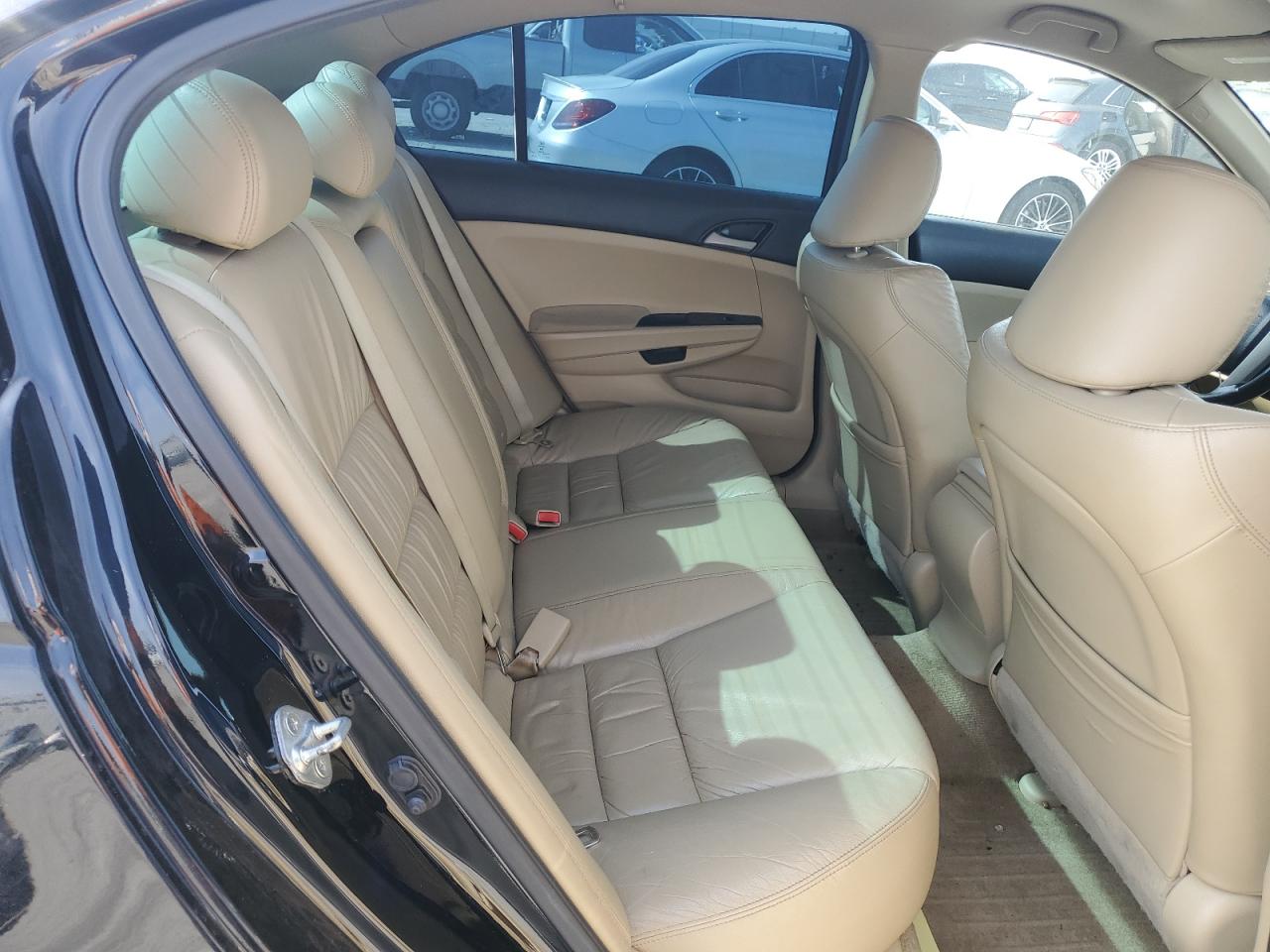 2012 Honda Accord - Image 10