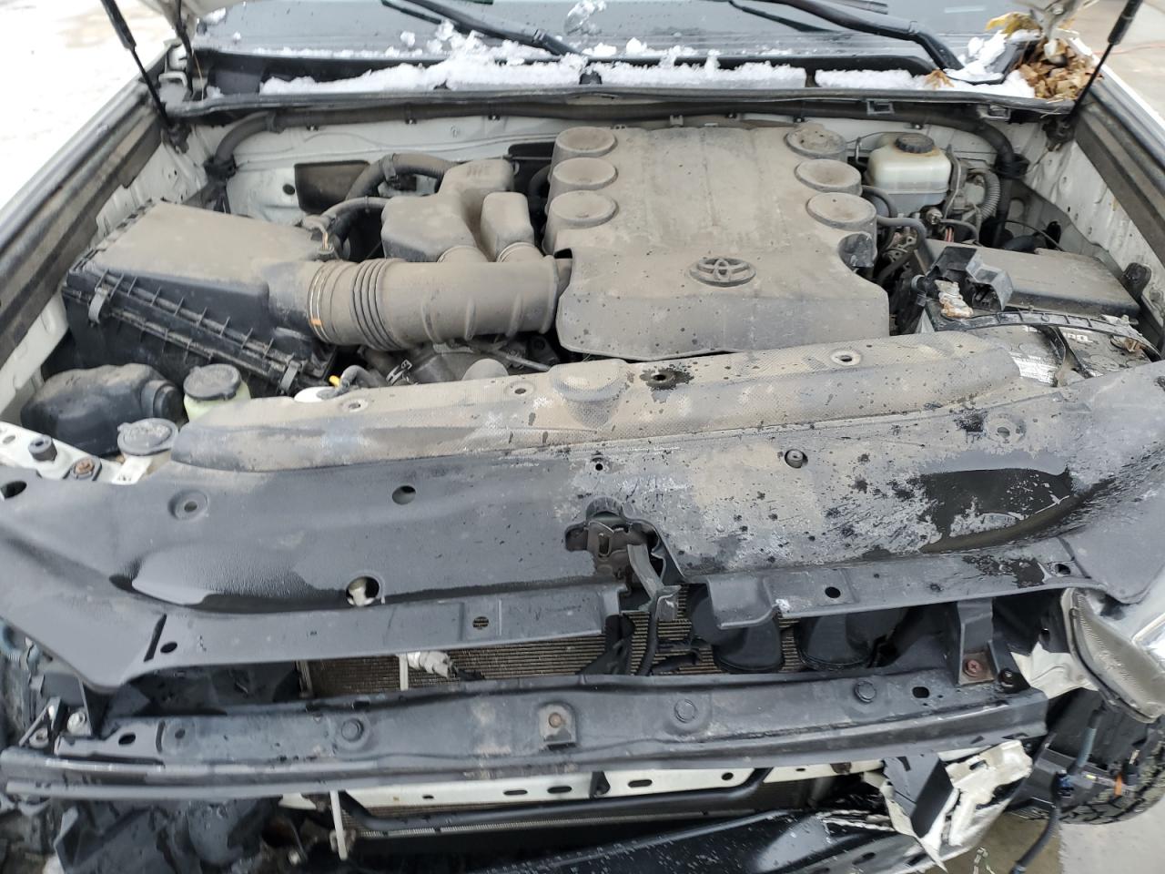 2014 Toyota 4Runner - Image 12