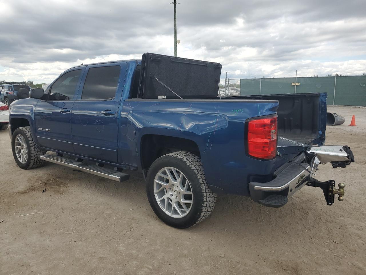 2016 Chevrolet Silverado - Image 2