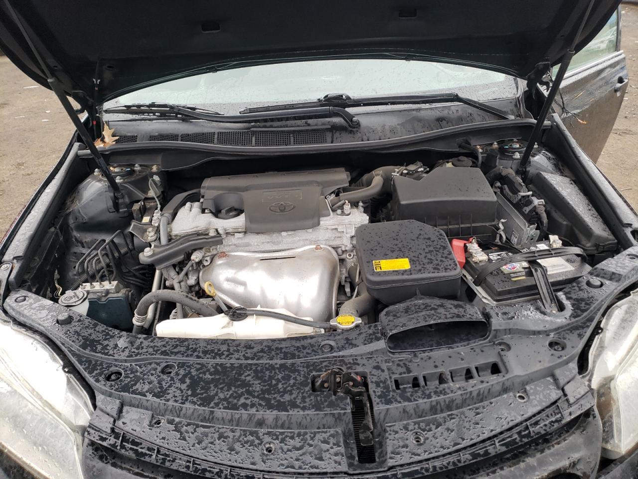 2015 Toyota Camry - Image 13