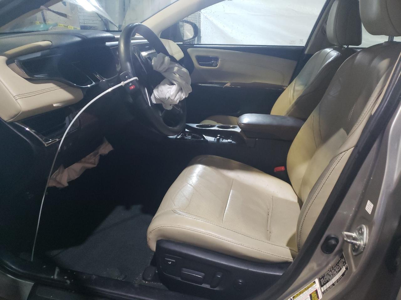 2013 Toyota Avalon - Image 7