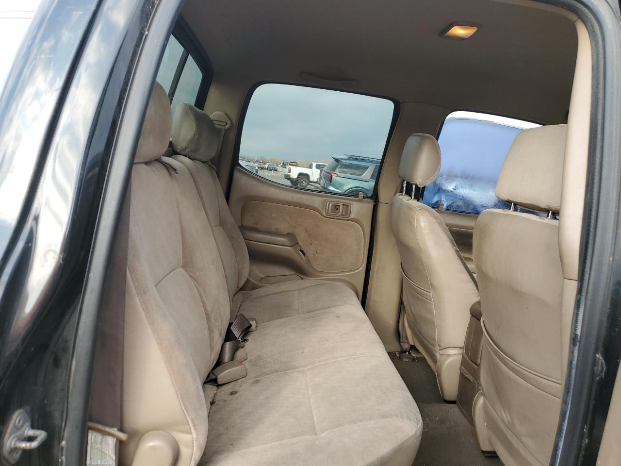 2003 Toyota Tacoma - Image 10