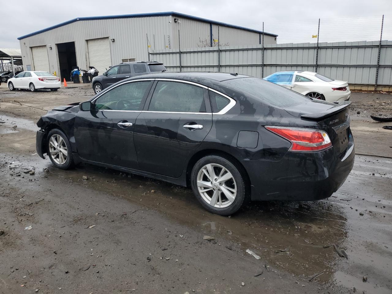 2014 Nissan Altima - Image 2