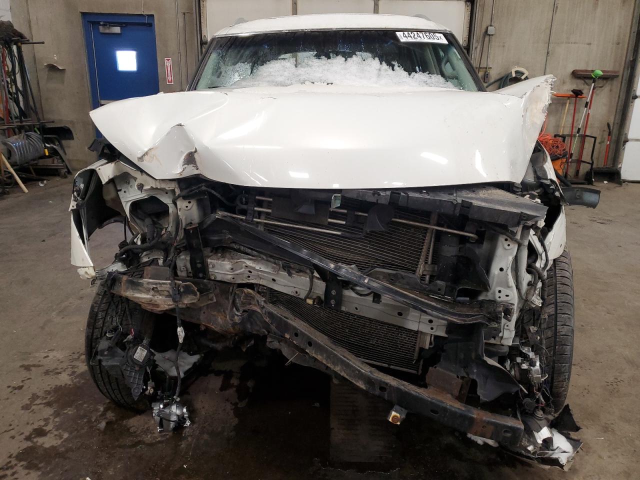 2014 Infiniti QX80 - Image 5