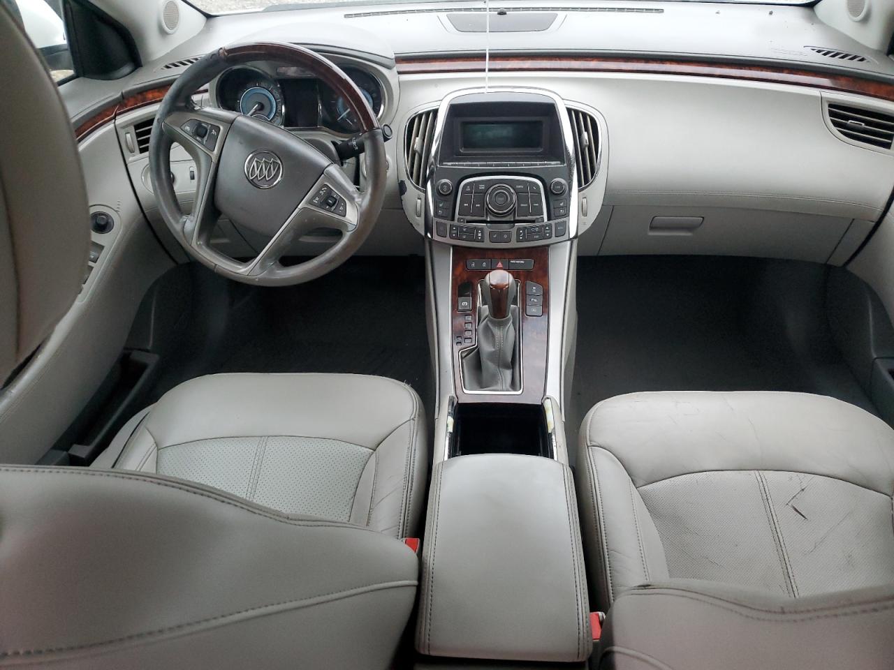 2011 Buick LaCrosse - Image 8