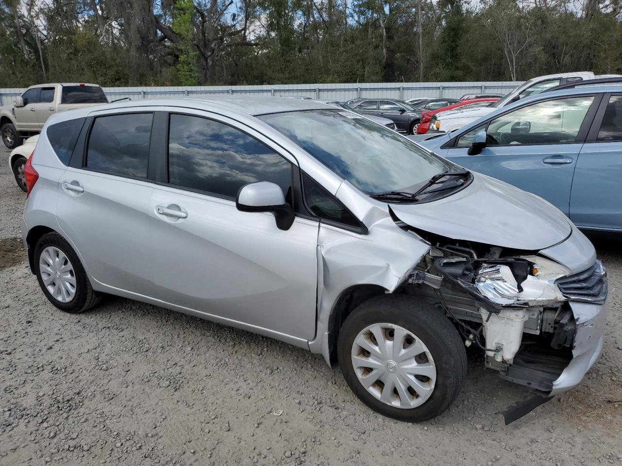 2014 Nissan Versa - Image 4