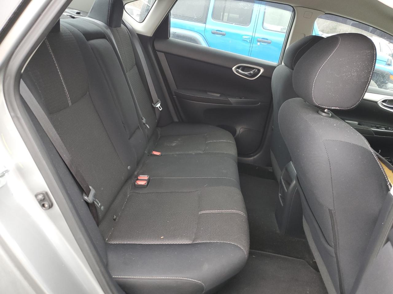 2014 Nissan Sentra - Image 10
