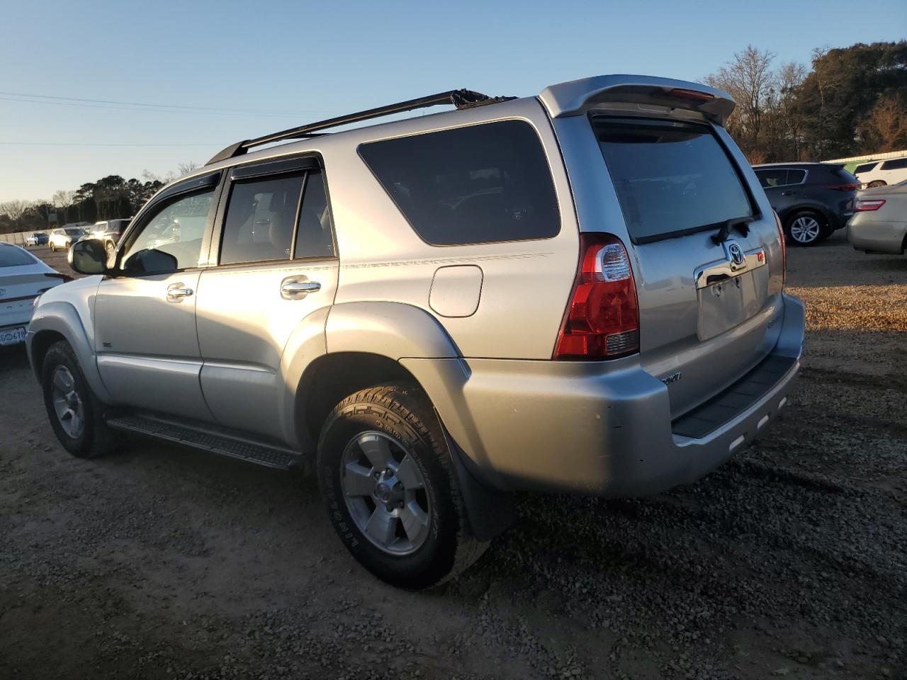 2006 Toyota 4Runner - Image 2