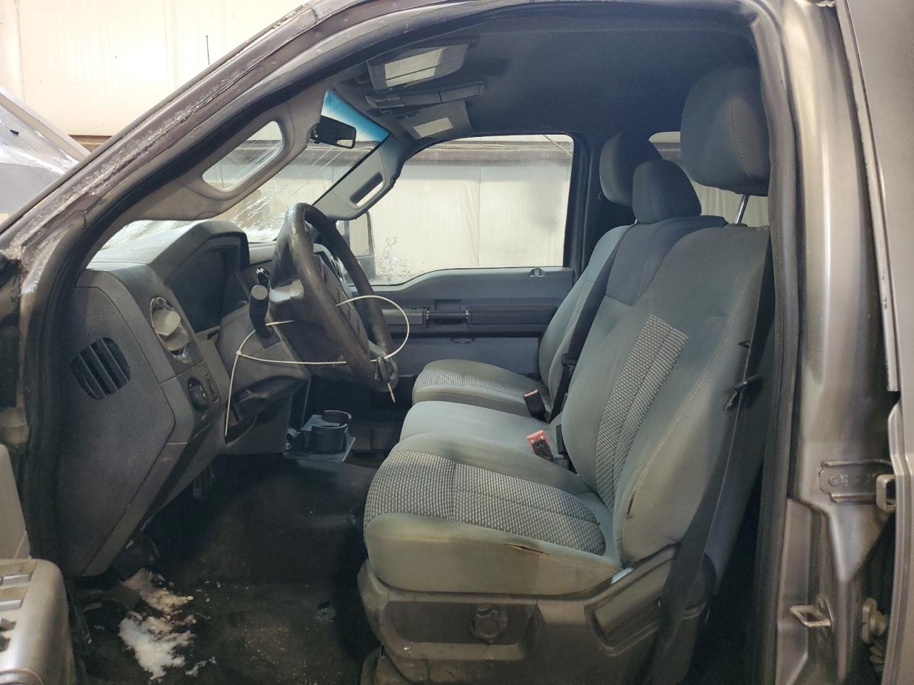 2011 Ford F350 - Image 7