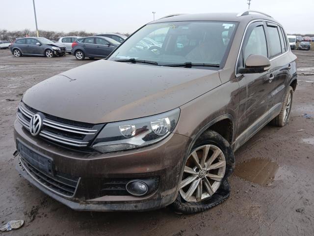 2013 VOLKSWAGEN TIGUAN SE for sale at Copart PETERLEE