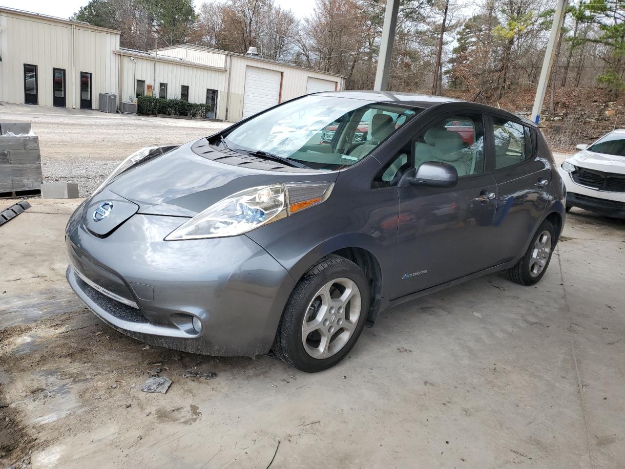 2015 Nissan Leaf - Image 1