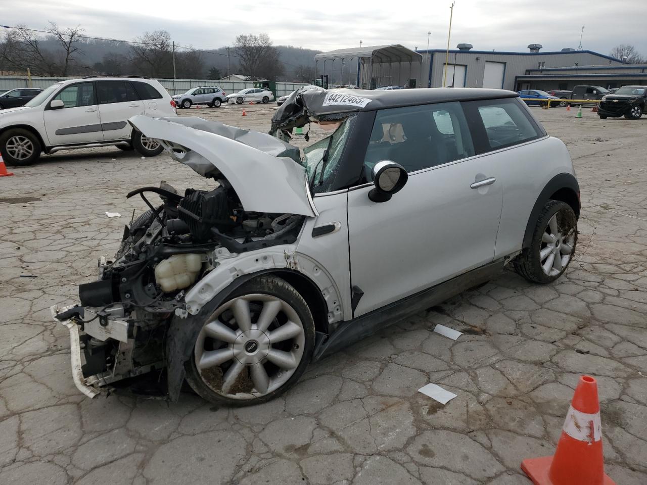 2015 MINI Cooper - Image 1