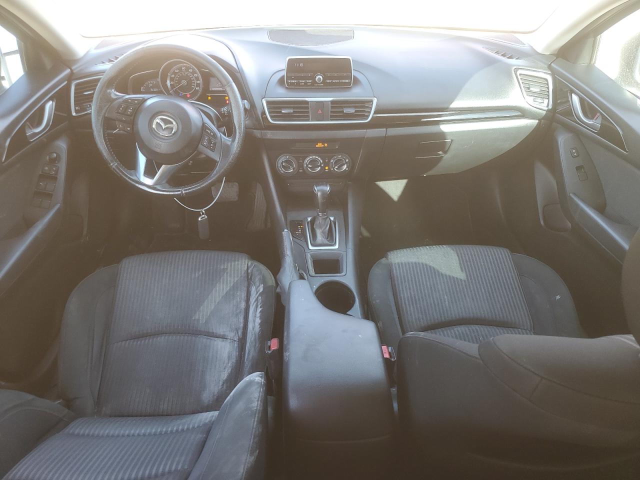 2014 Mazda 3 - Image 8