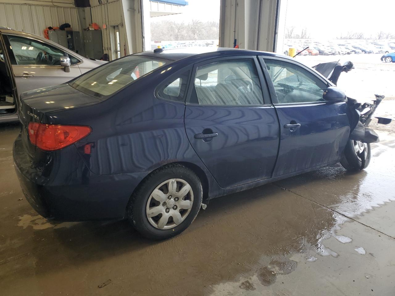 2009 Hyundai Elantra - Image 3