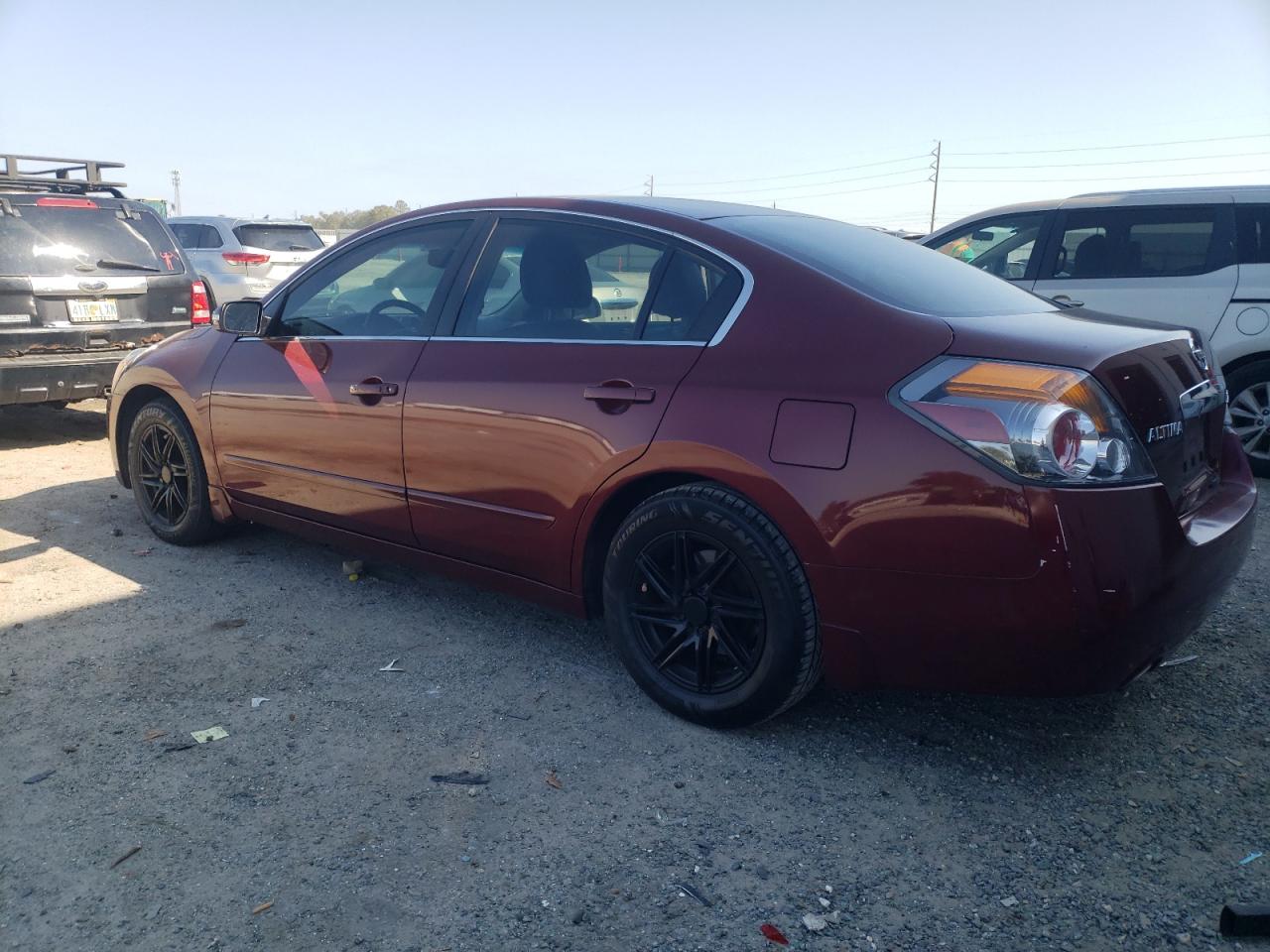 2011 Nissan Altima - Image 2