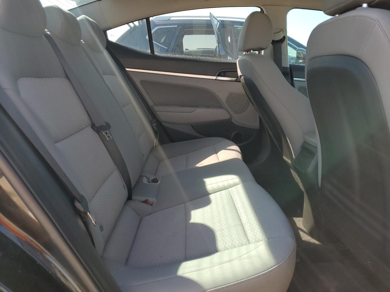 2020 Hyundai Elantra - Image 10