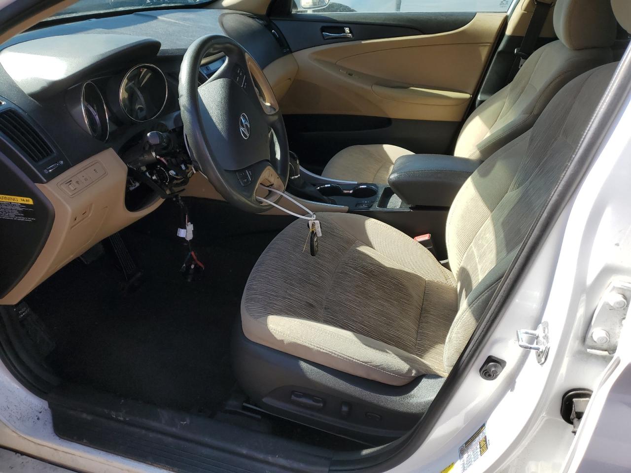 2013 Hyundai Sonata - Image 7