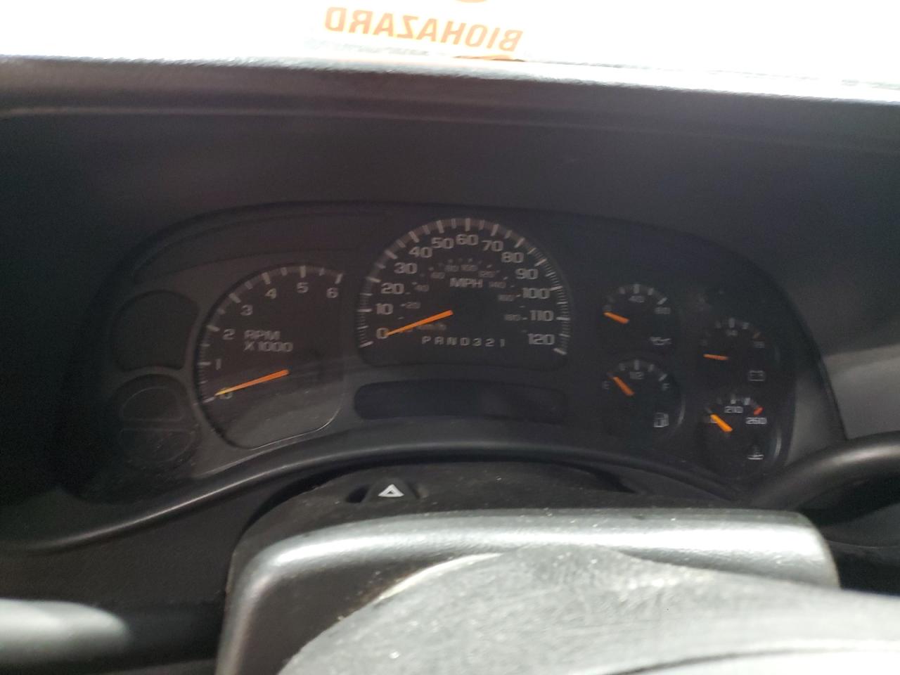 2003 Chevrolet Silverado - Image 9